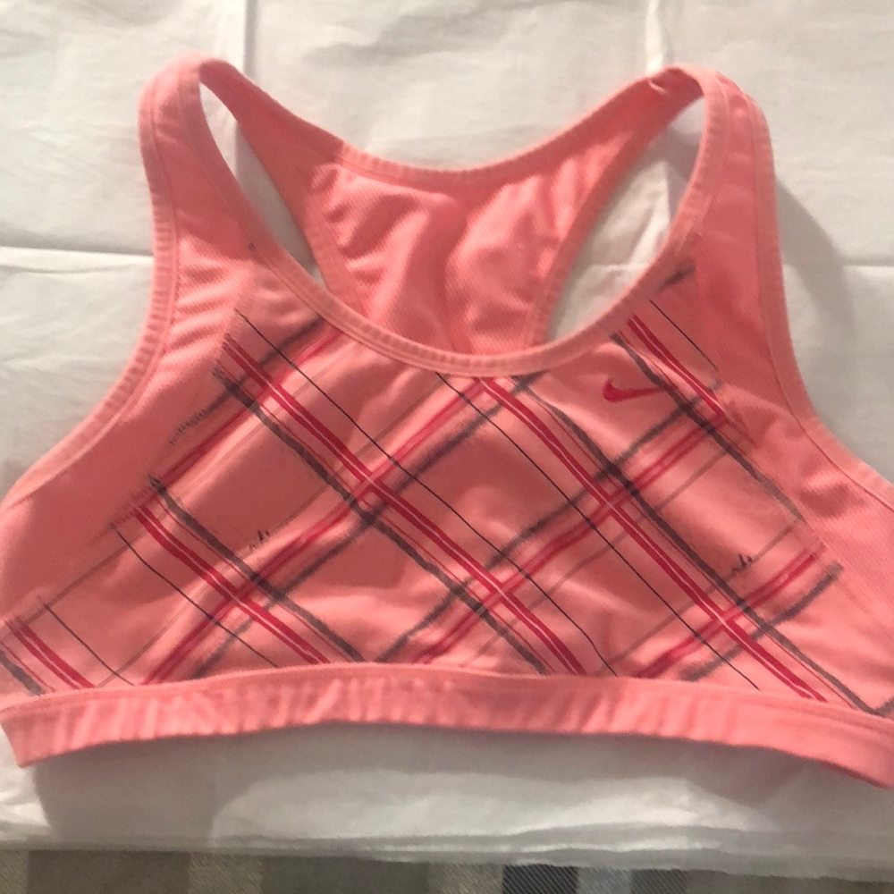 Sports bra